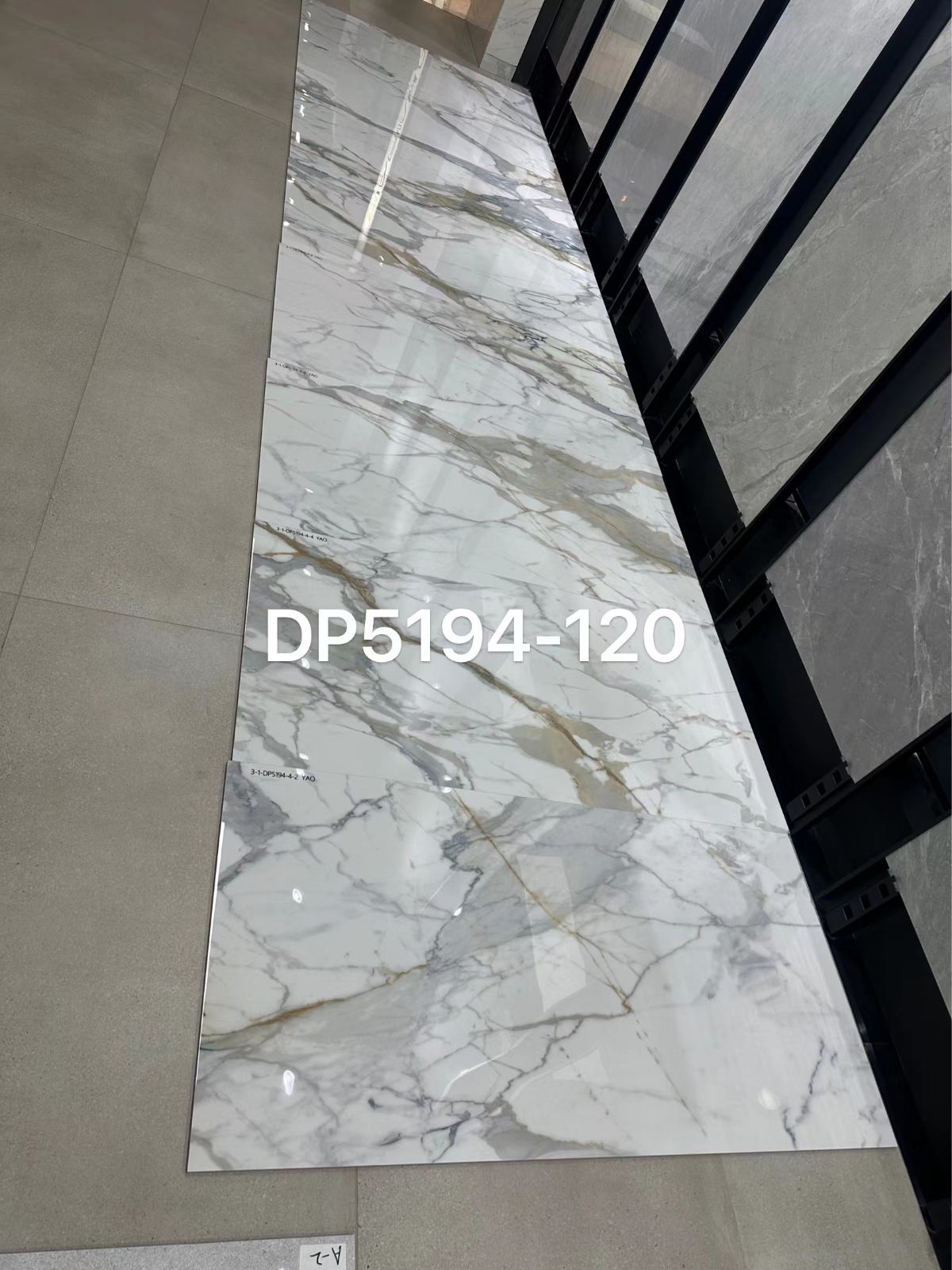 DP5194-120 Calacatta premium - 8